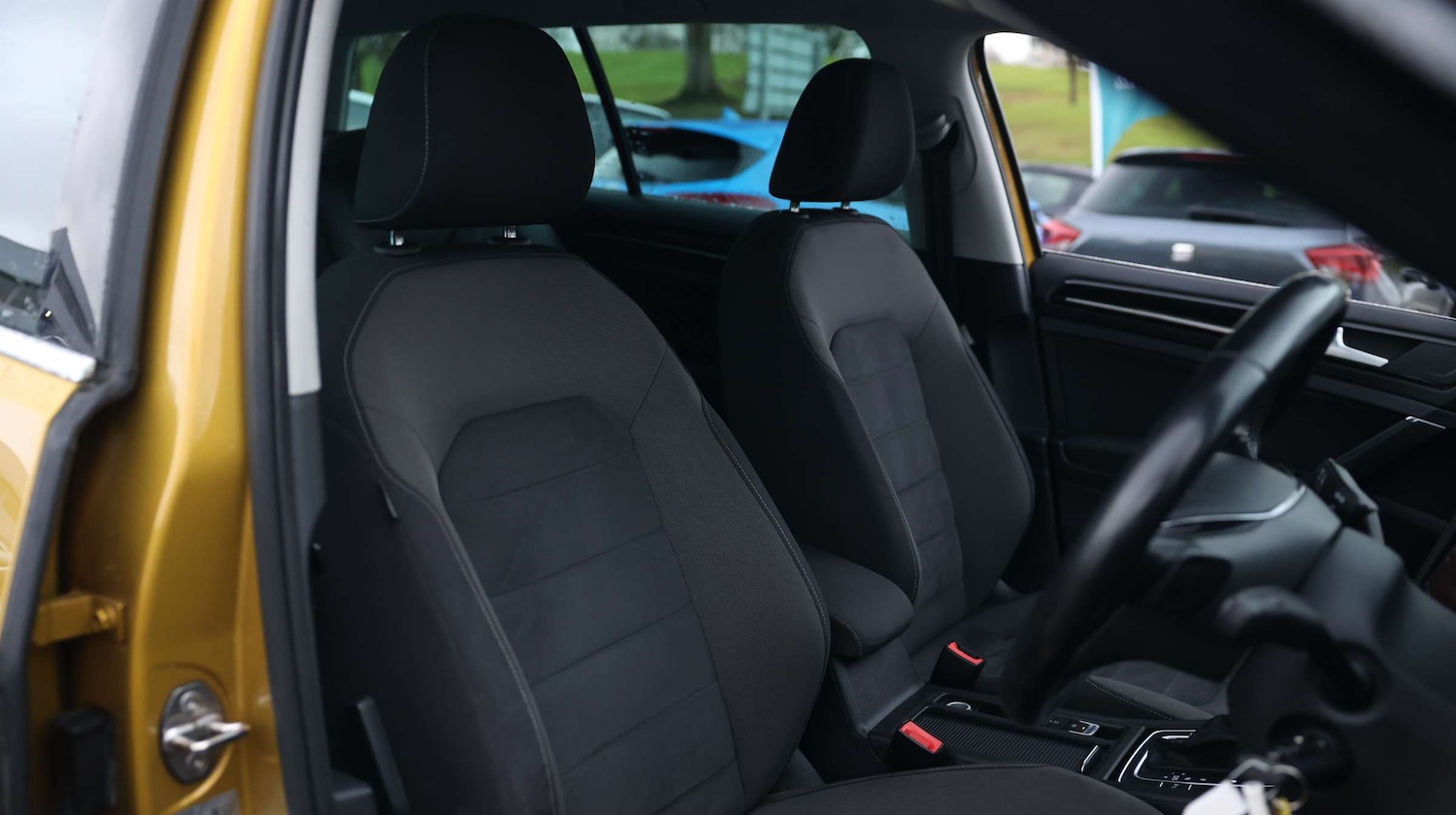 Used Volkswagen Golf 2018 for sale - 76869610: Photo 15