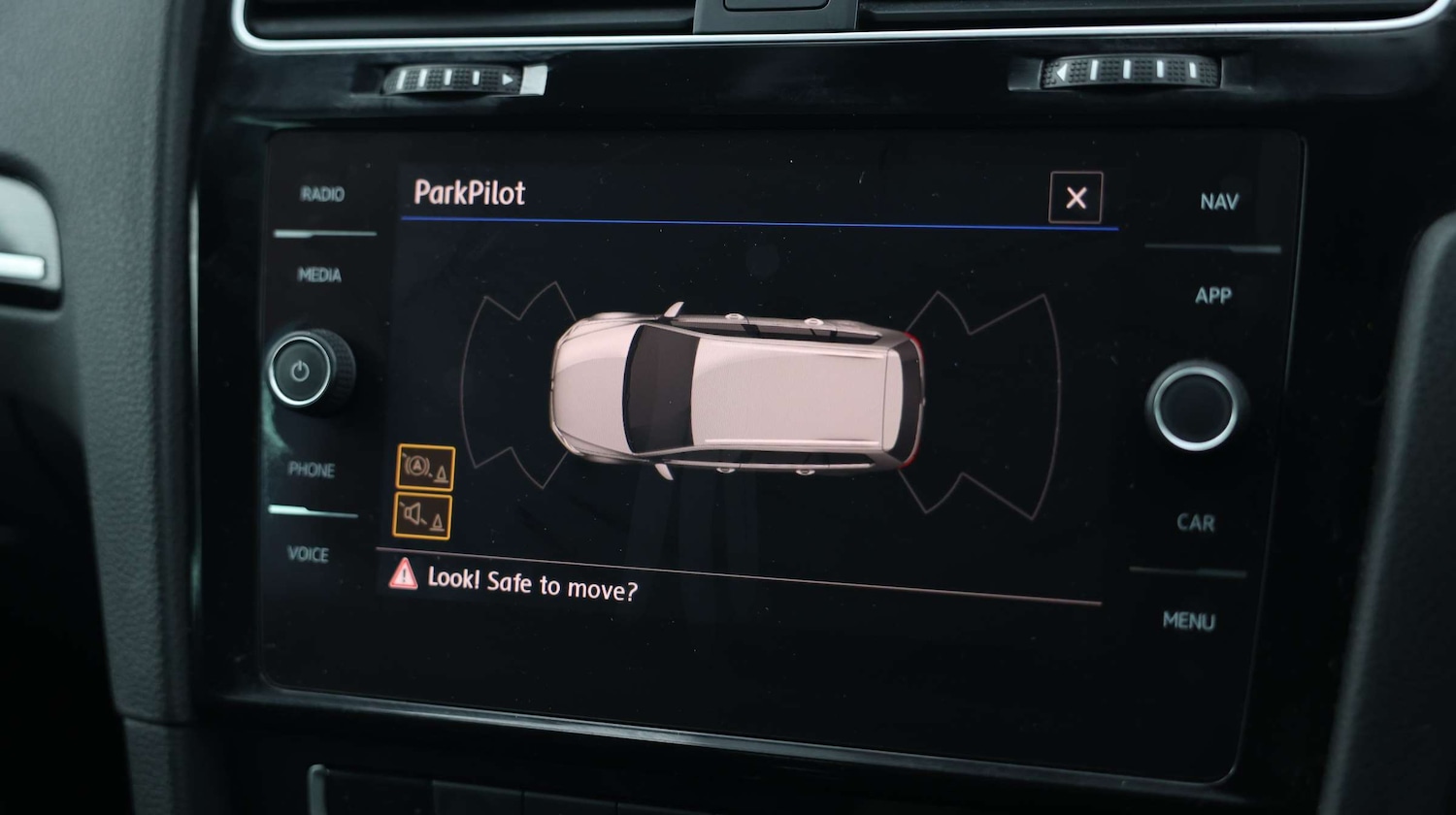 Used Volkswagen Golf 2018 for sale - 76869610: Photo 29