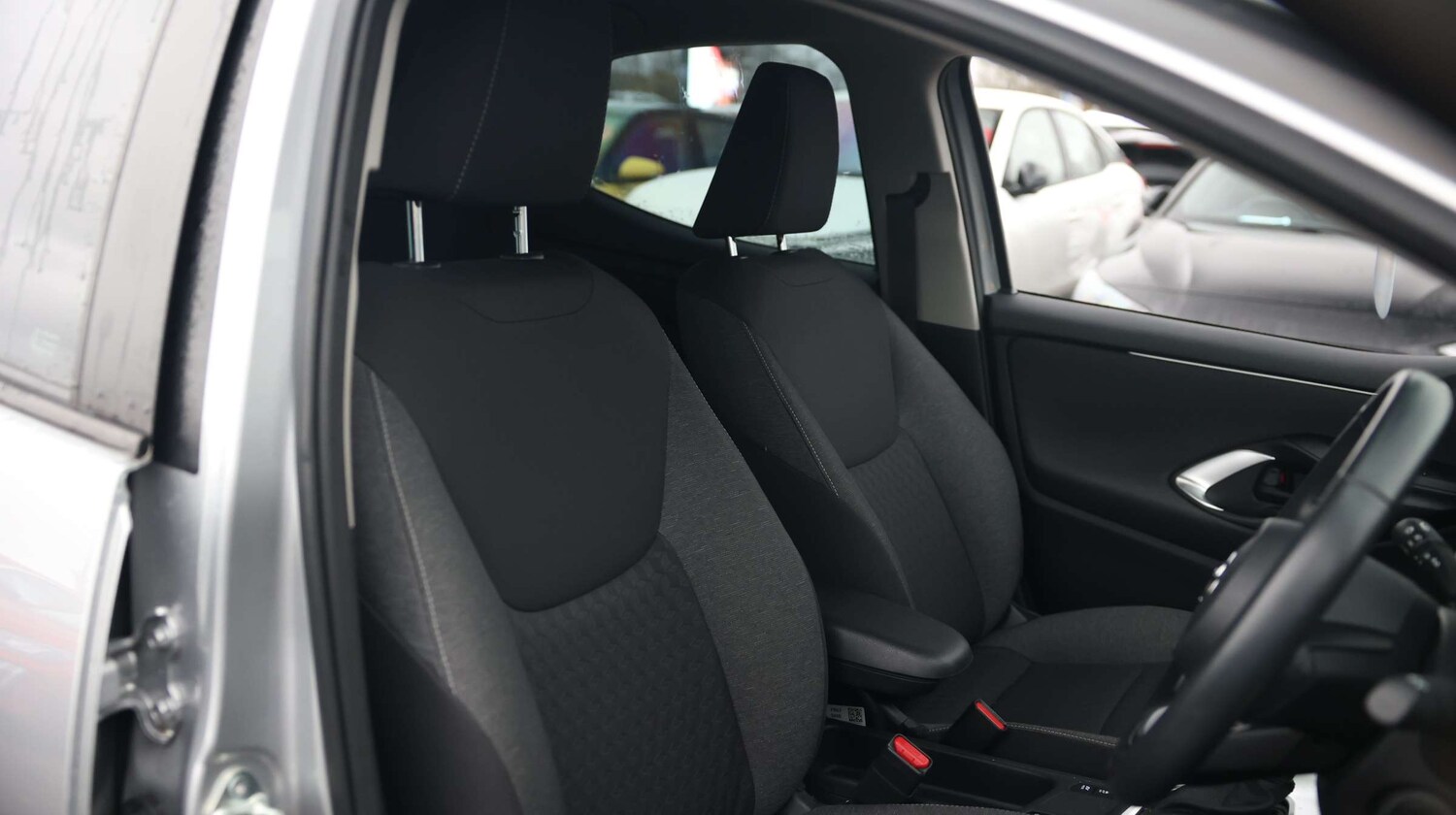 Used Toyota Yaris 2022 for sale - 77614499: Photo 11