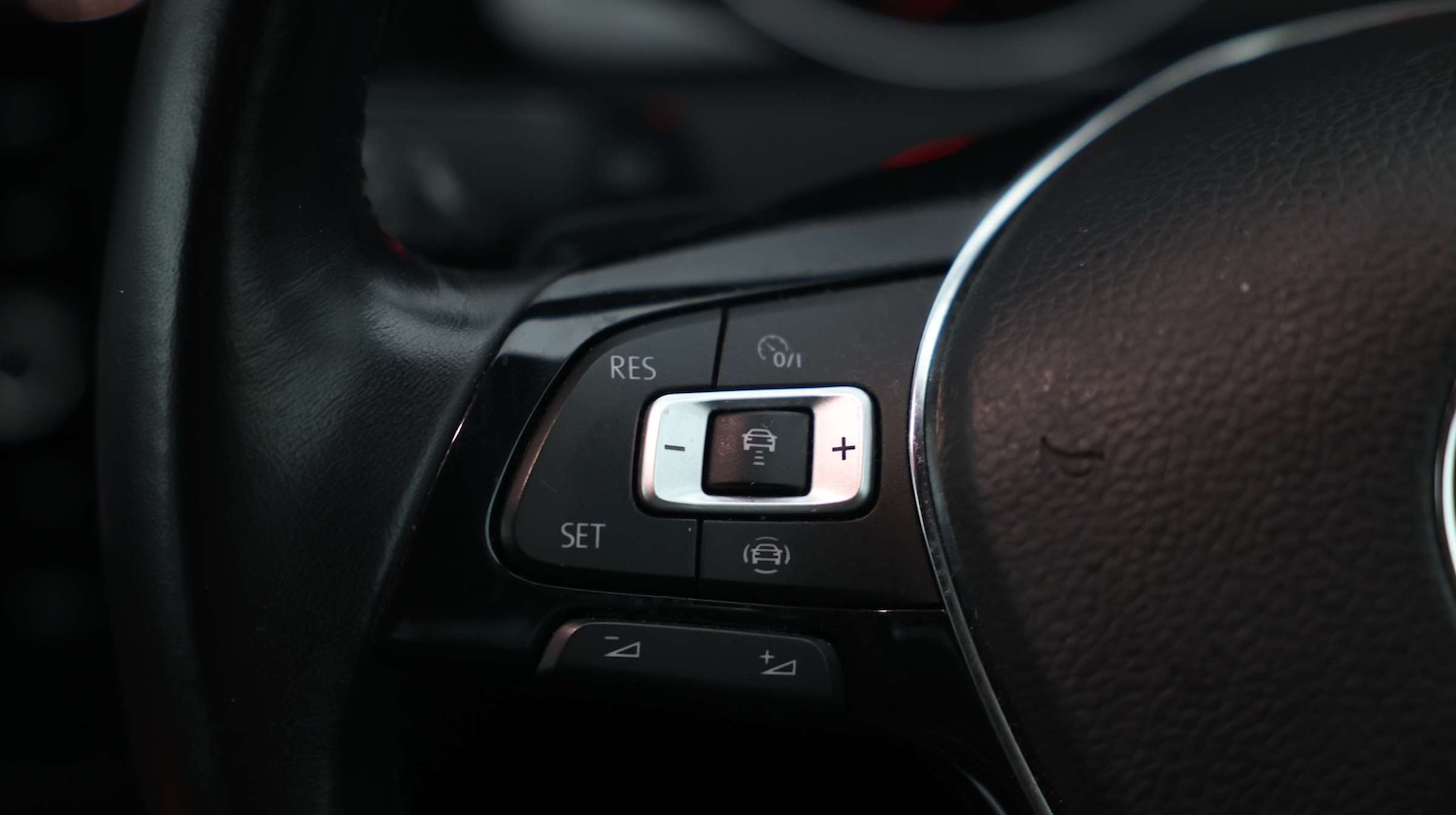 Used Volkswagen Golf 2018 for sale - 76873400: Photo 37