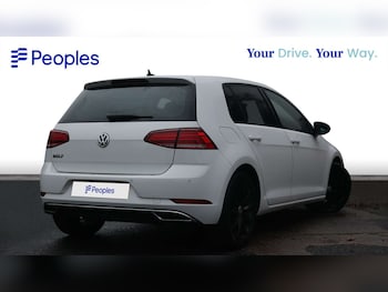 Used Volkswagen Golf 2018 for sale - 76873400: Photo