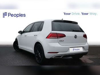 Used Volkswagen Golf 2018 for sale - 76873400: Photo