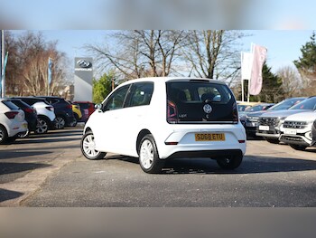 Used Volkswagen up! 2018 for sale - 77726006: Photo