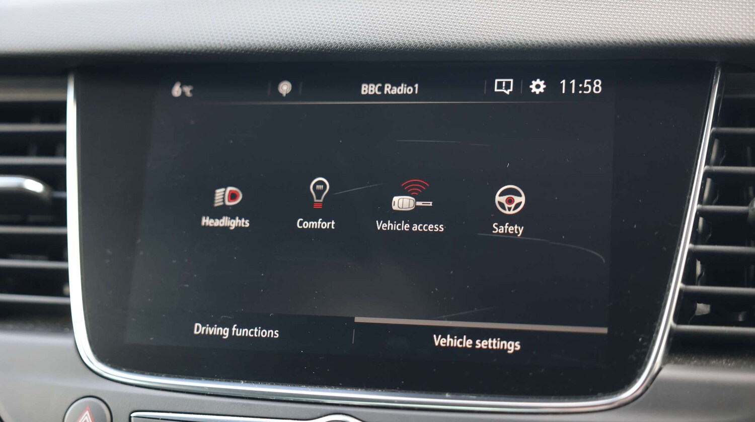 Used Vauxhall Crossland 2022 for sale - 76872635: Photo 29