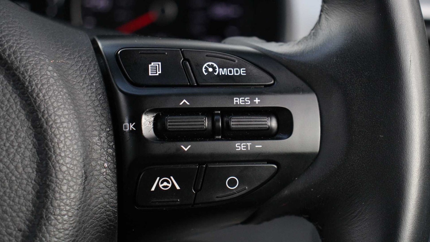 Used Kia Stonic 2022 for sale - 77545278: Photo 32