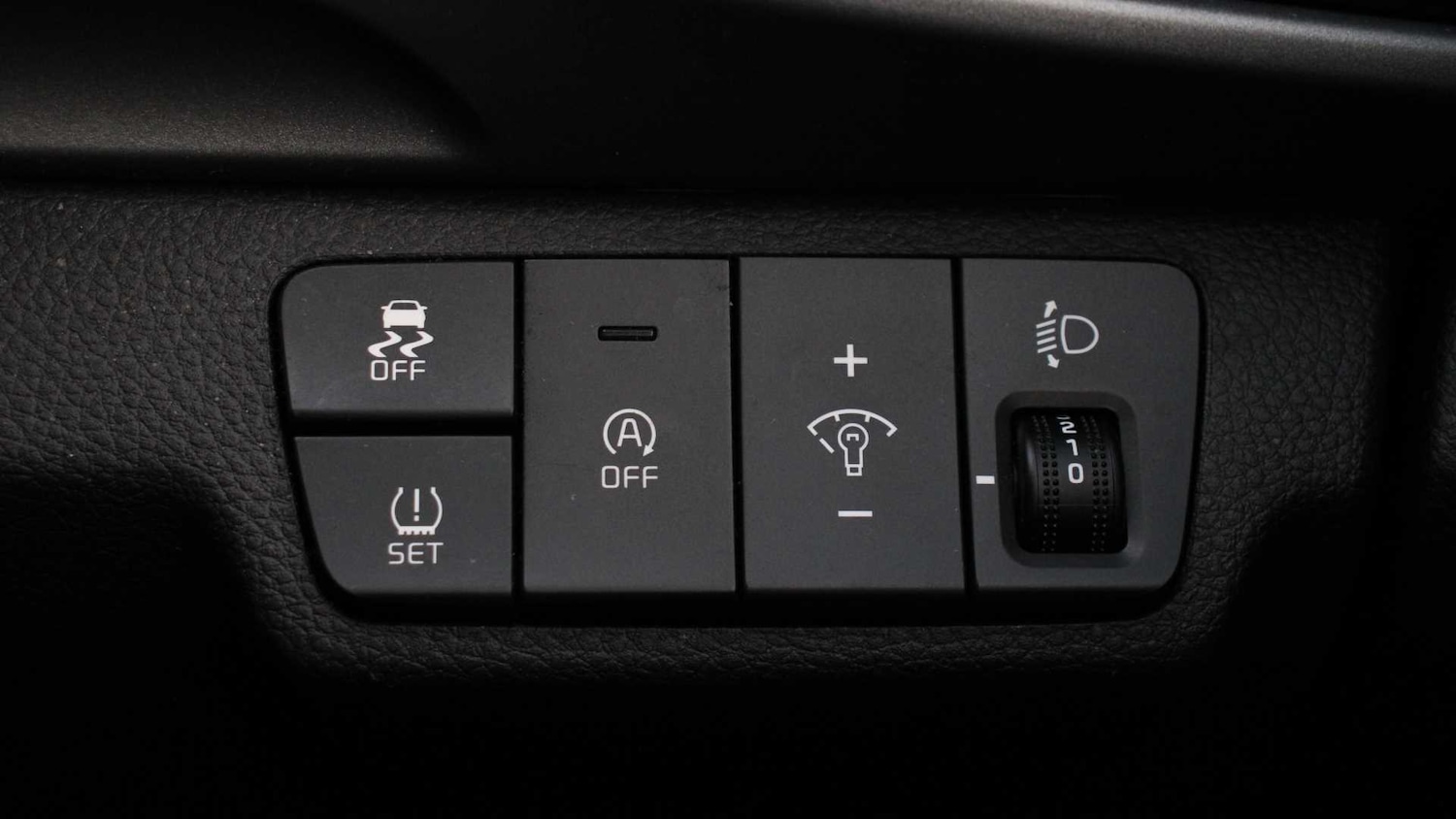 Used Kia Stonic 2022 for sale - 77545278: Photo 33