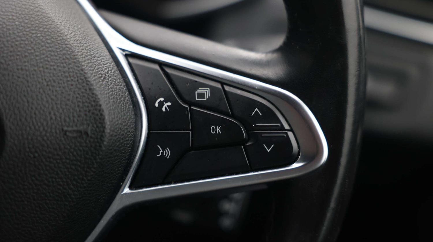 Used Renault Clio 2020 for sale - 76818652: Photo 37