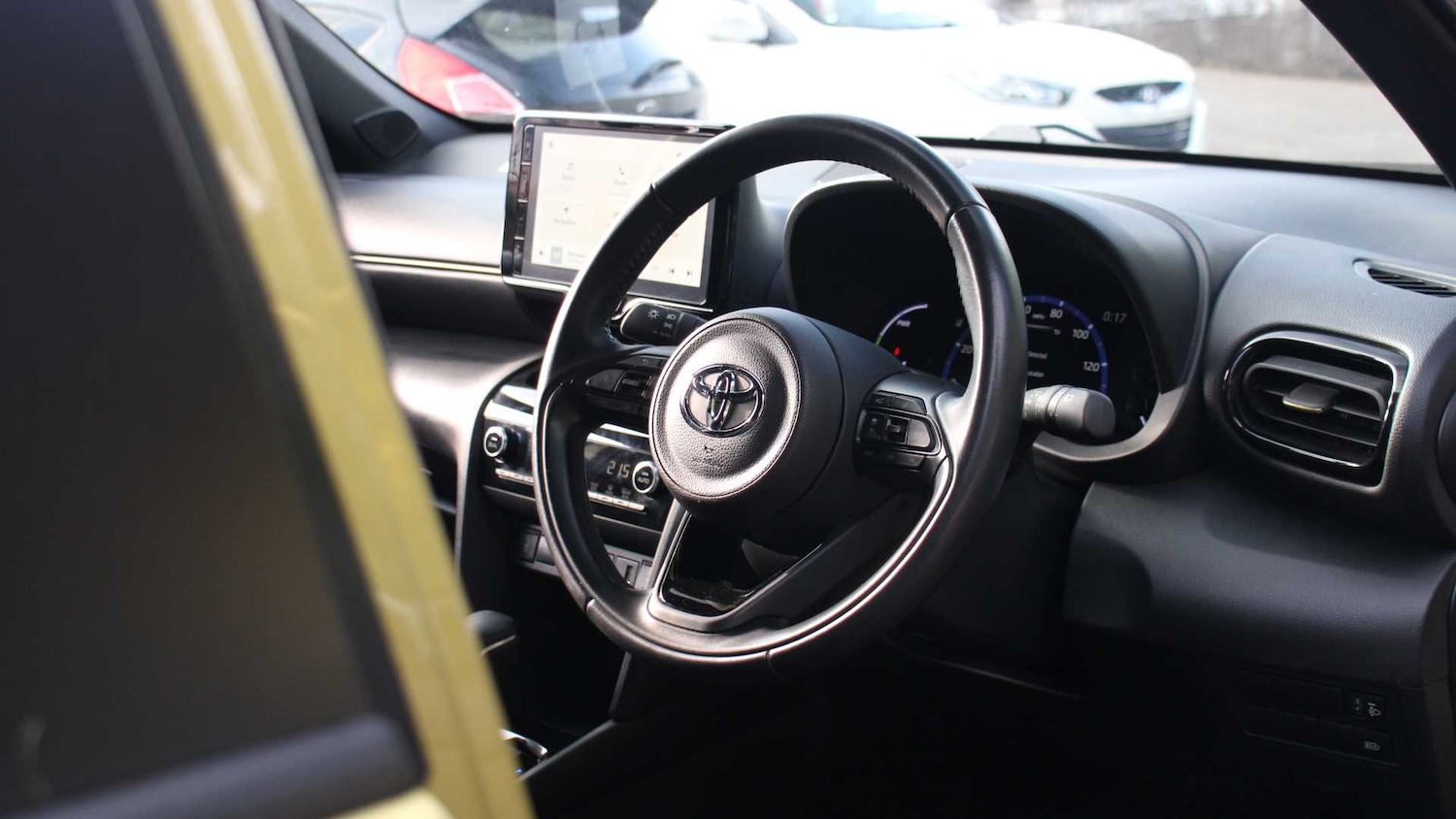 Used Toyota Yaris Cross 2022 for sale - 76818637: Photo 21