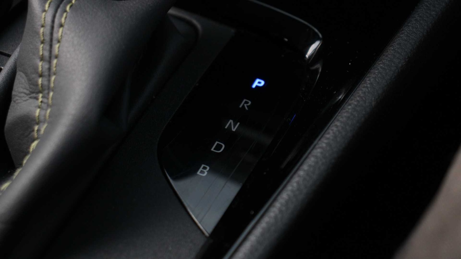 Used Toyota Yaris Cross 2022 for sale - 76818637: Photo 32