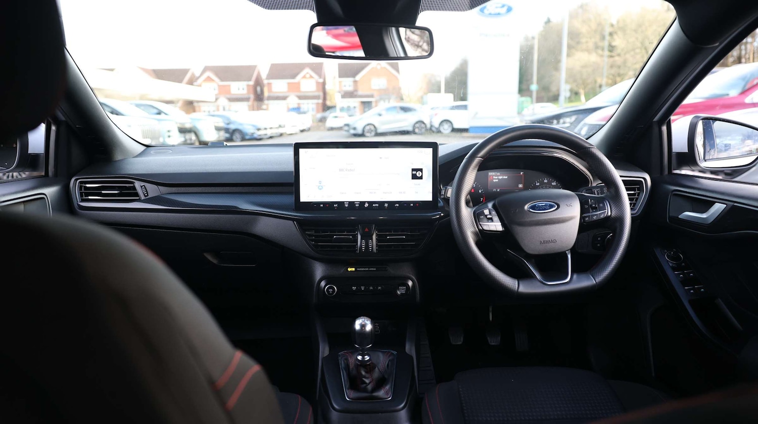 Used Ford Focus 2023 for sale - 76873457: Photo 19