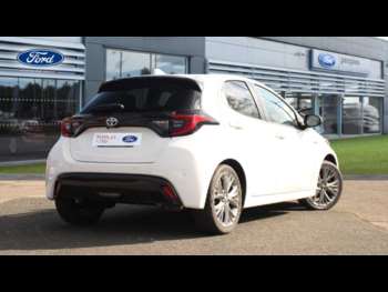 Used Toyota Yaris 2021 for sale - 72933332: Photo