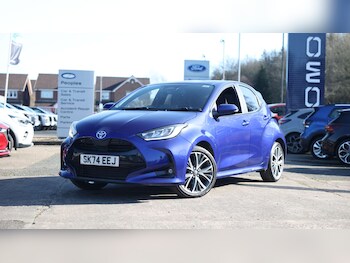 Used Toyota Yaris 2024 for sale - 77634646: Photo