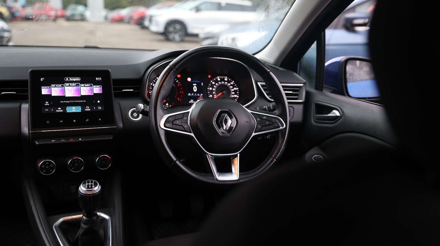 Used Renault Clio 2020 for sale - 76869959: Photo 22