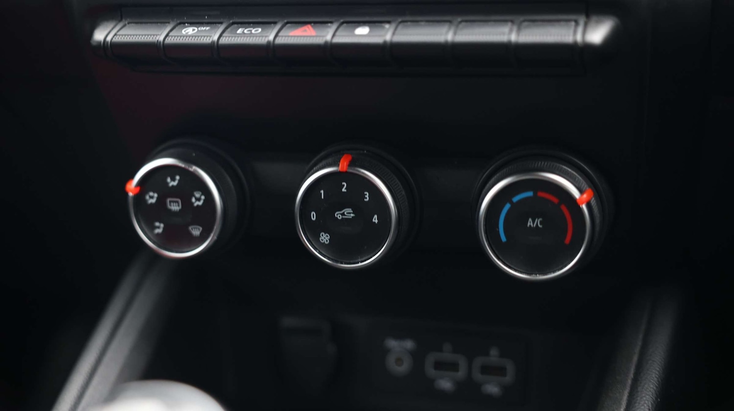 Used Renault Clio 2020 for sale - 76869959: Photo 31