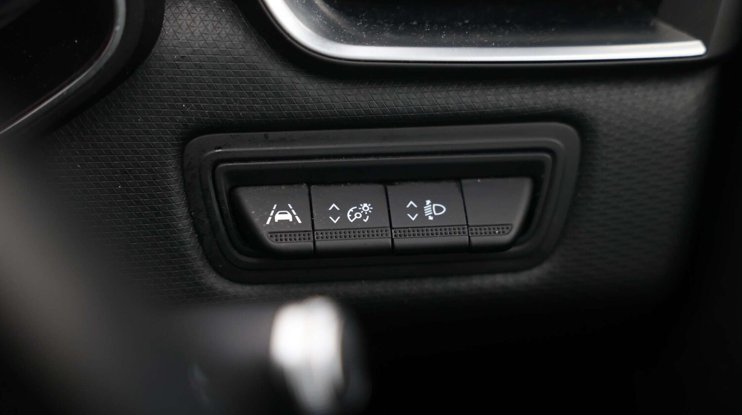 Used Renault Clio 2020 for sale - 76869959: Photo 38