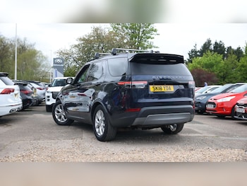 Used Land Rover Discovery 2018 for sale - 79533741: Photo