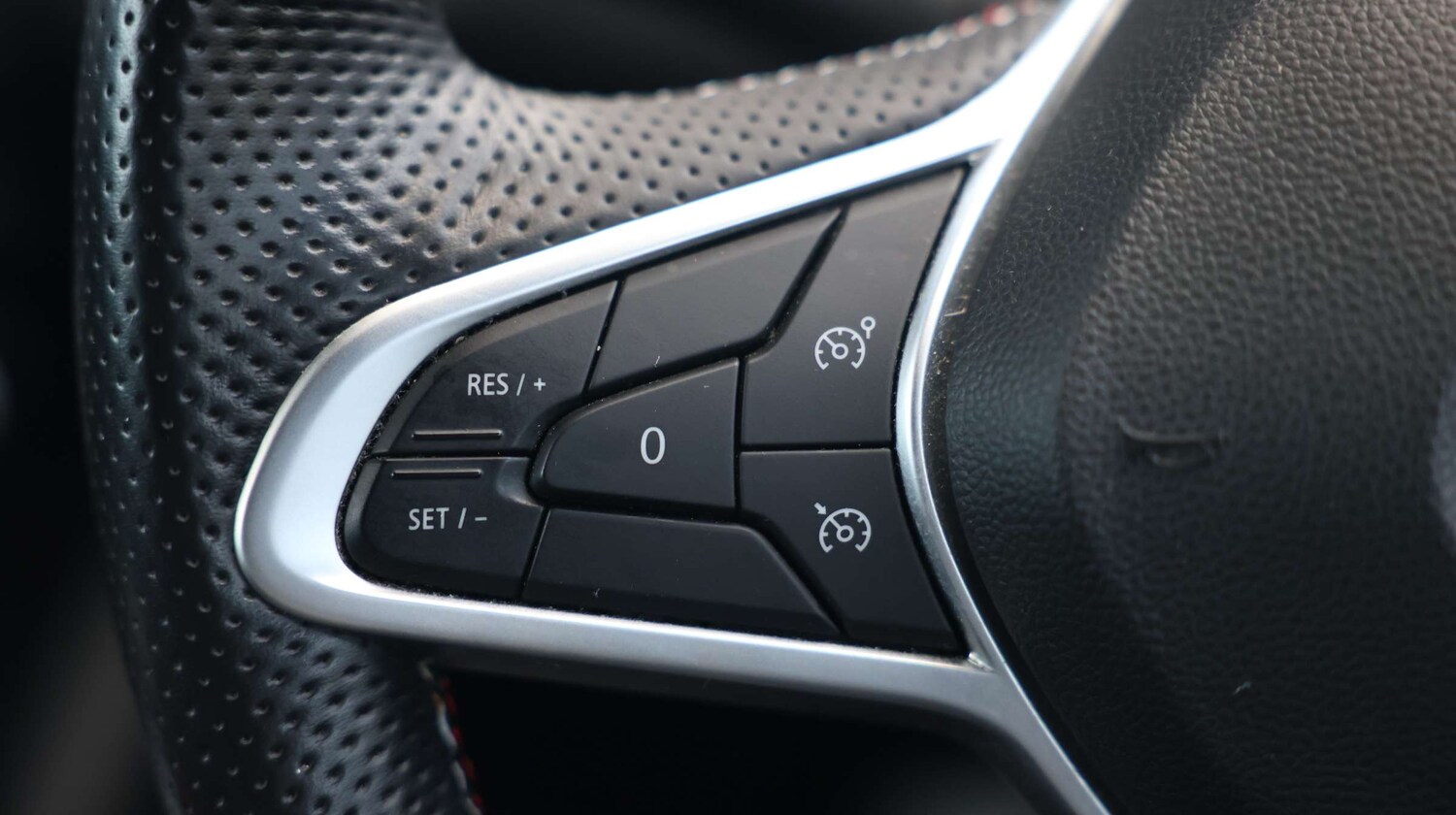 Used Renault Captur 2022 for sale - 76869606: Photo 38