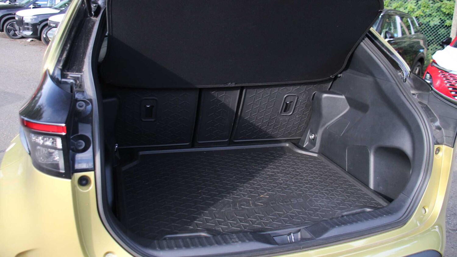 Used Toyota Yaris Cross 2022 for sale - 76868965: Photo 17