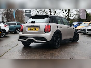 Used MINI Hatch 2022 for sale - 77218832: Photo