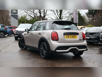 Used MINI Hatch 2022 for sale - 77218832: Photo