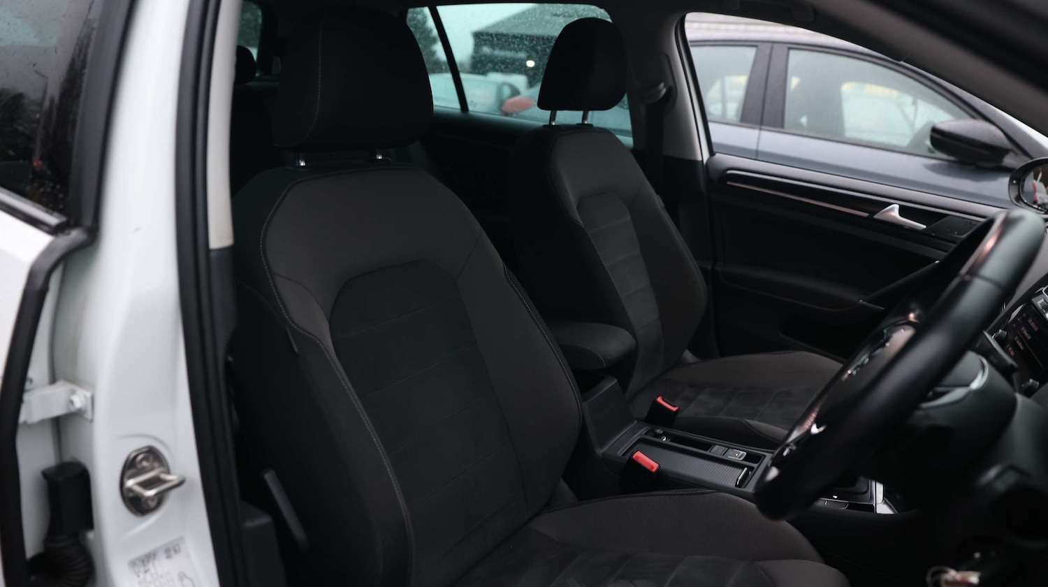 Used Volkswagen Golf 2018 for sale - 77075606: Photo 16