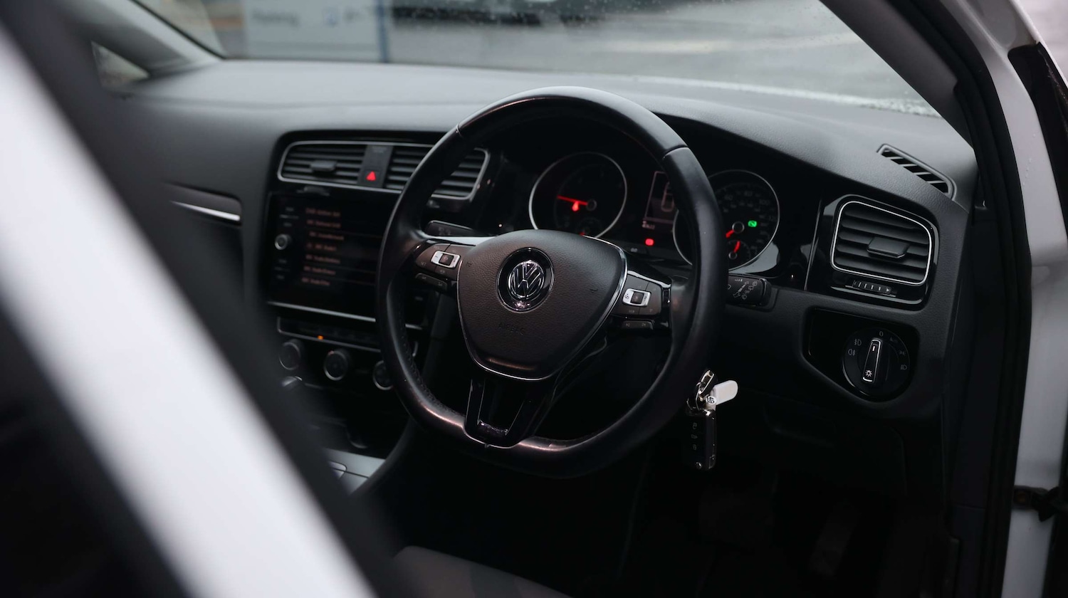 Used Volkswagen Golf 2018 for sale - 77075606: Photo 20