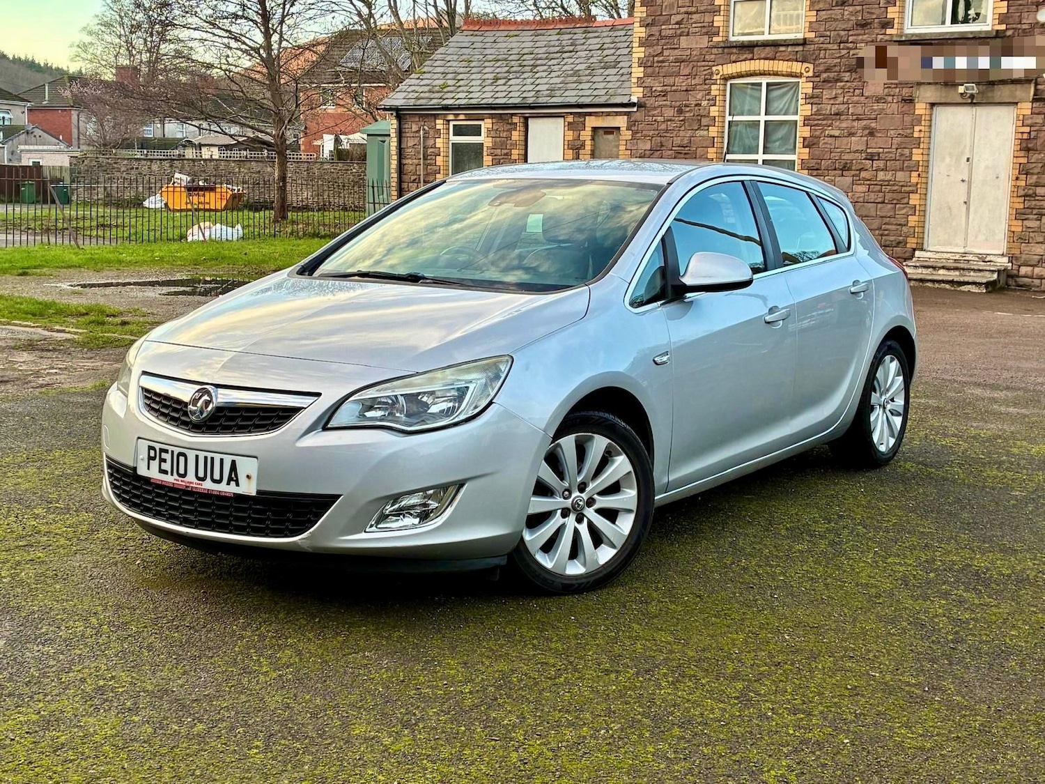 Used Vauxhall Astra 2010 for sale - 76963602: Photo 3