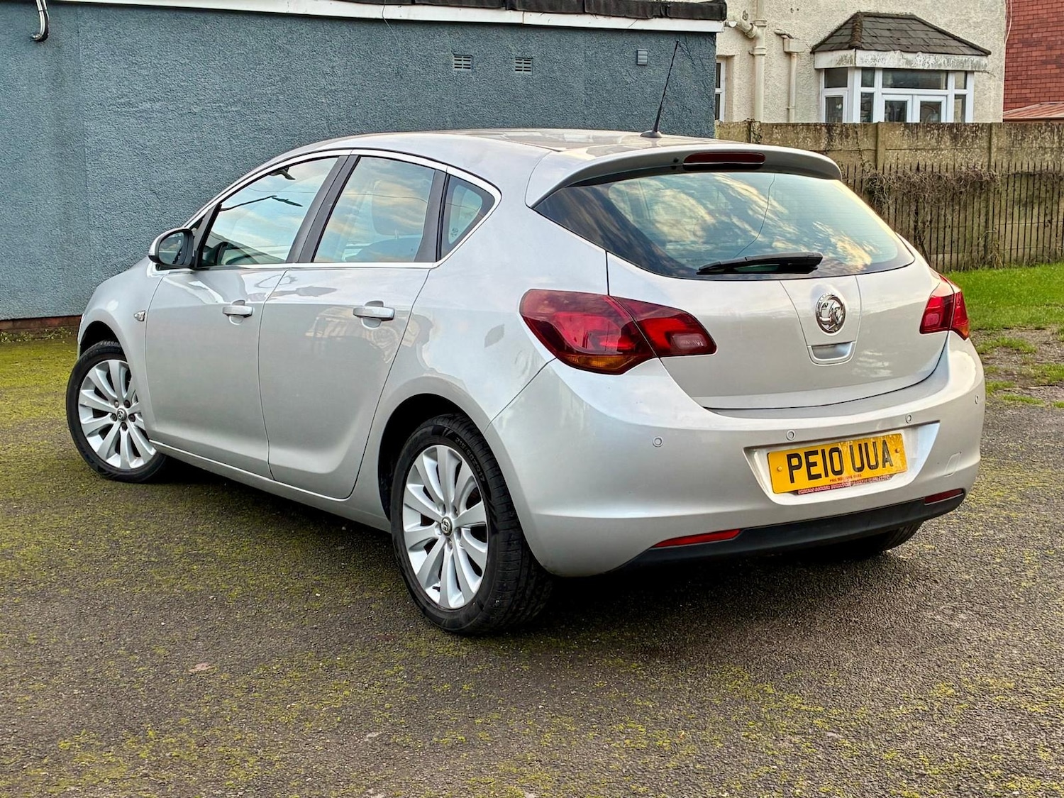 Used Vauxhall Astra 2010 for sale - 76963602: Photo 5