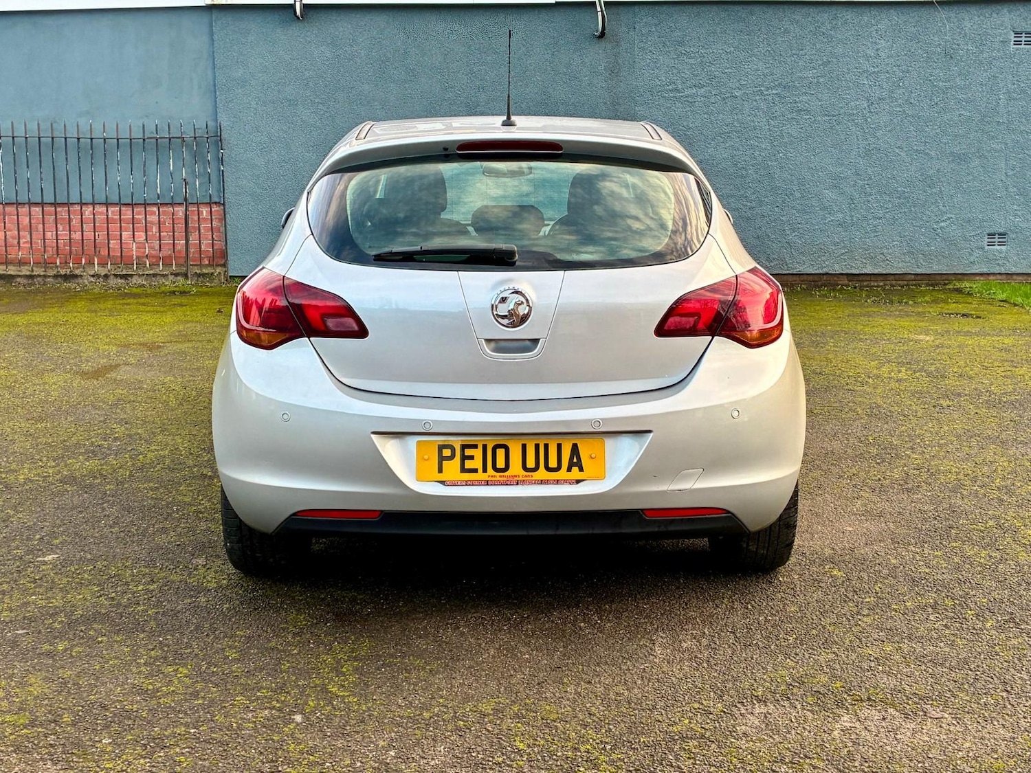 Used Vauxhall Astra 2010 for sale - 76963602: Photo 6