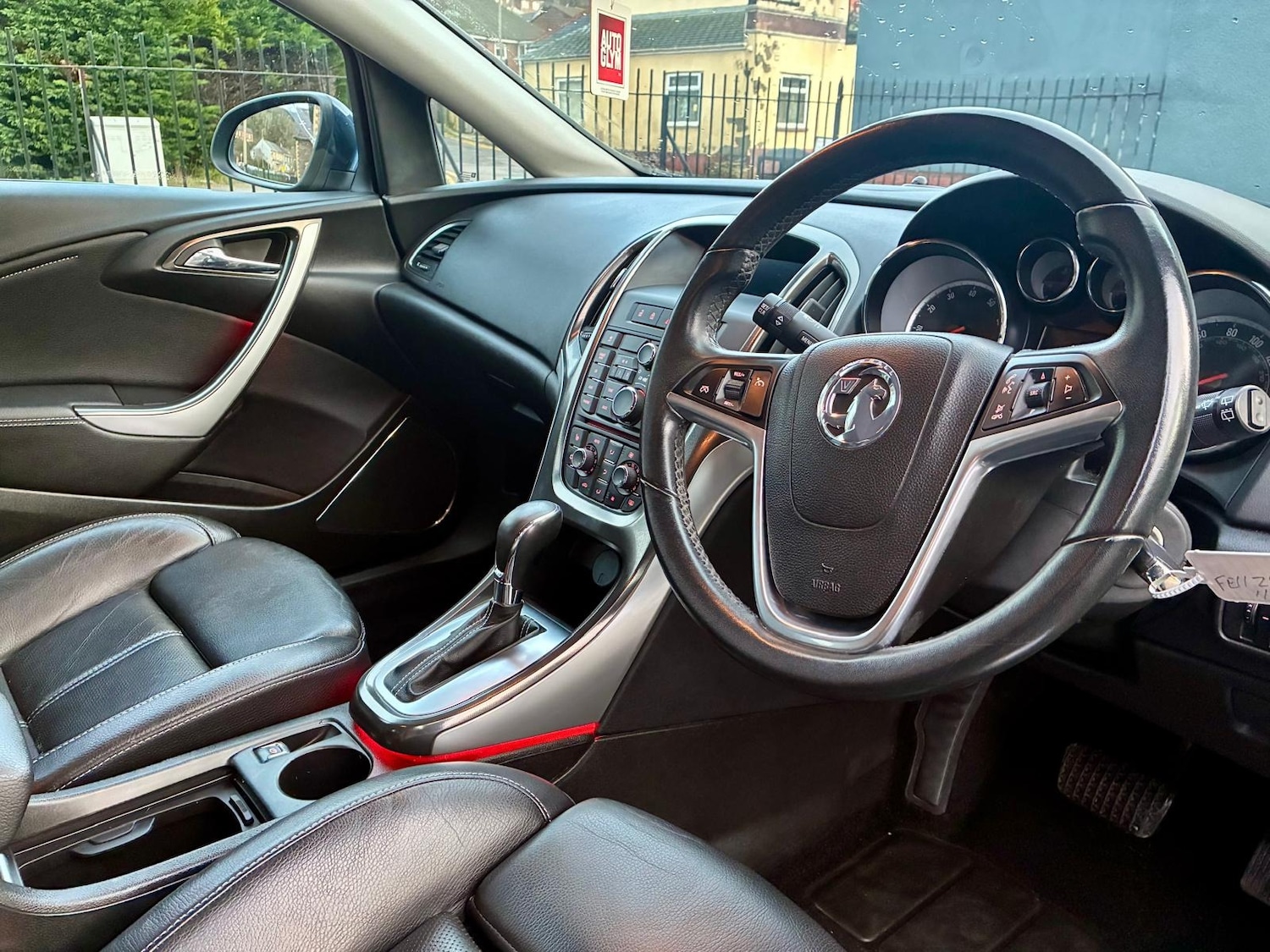 Used Vauxhall Astra 2011 for sale - 76935229: Photo 10