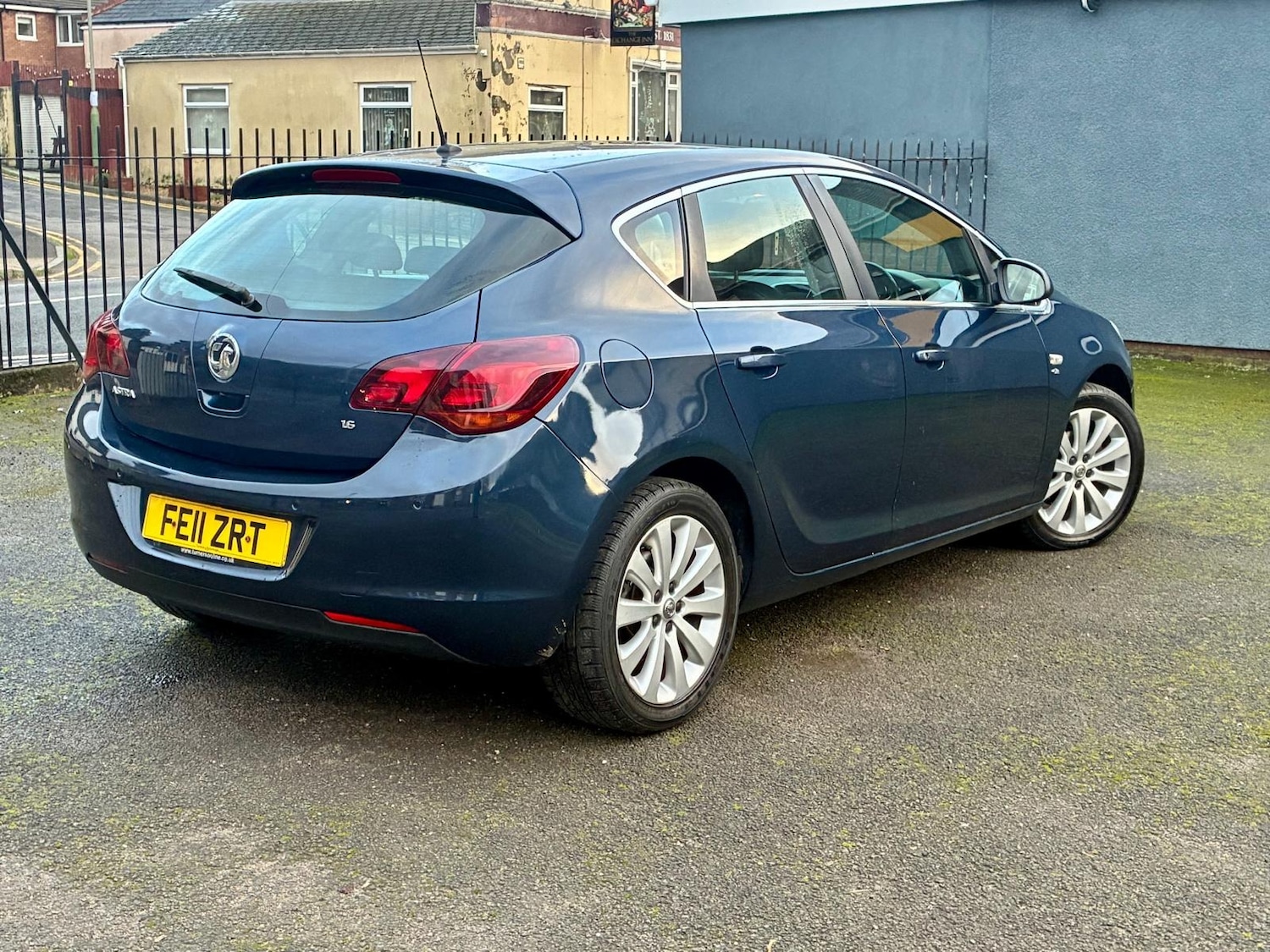 Used Vauxhall Astra 2011 for sale - 76935229: Photo 4