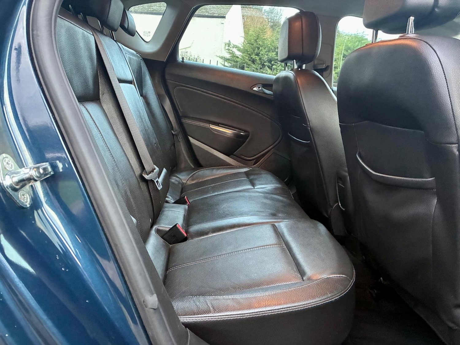 Used Vauxhall Astra 2011 for sale - 76935229: Photo 8