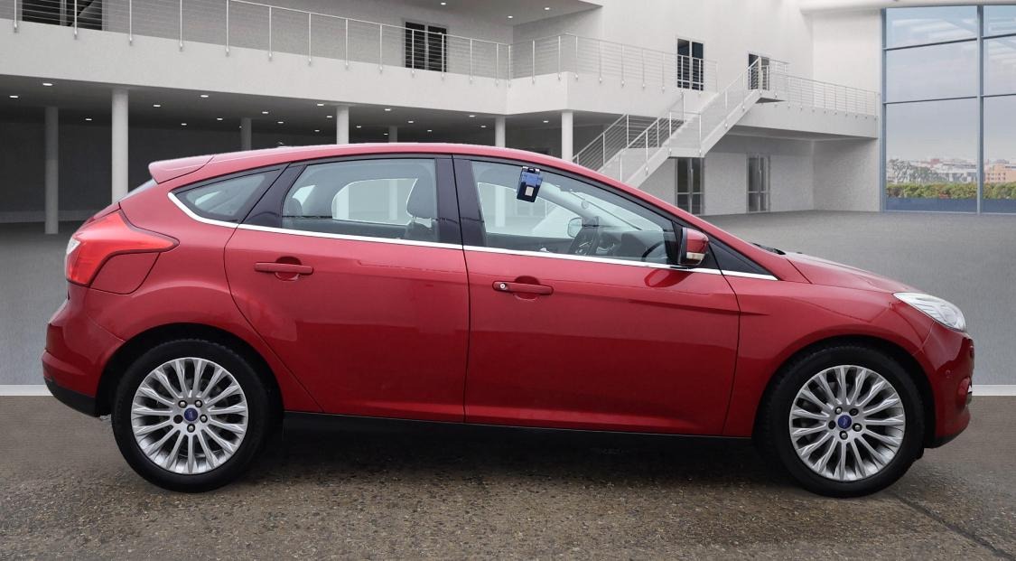 Used Ford Focus 2012 for sale - 76527427: Photo 3