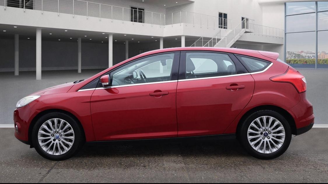 Used Ford Focus 2012 for sale - 76527427: Photo 5