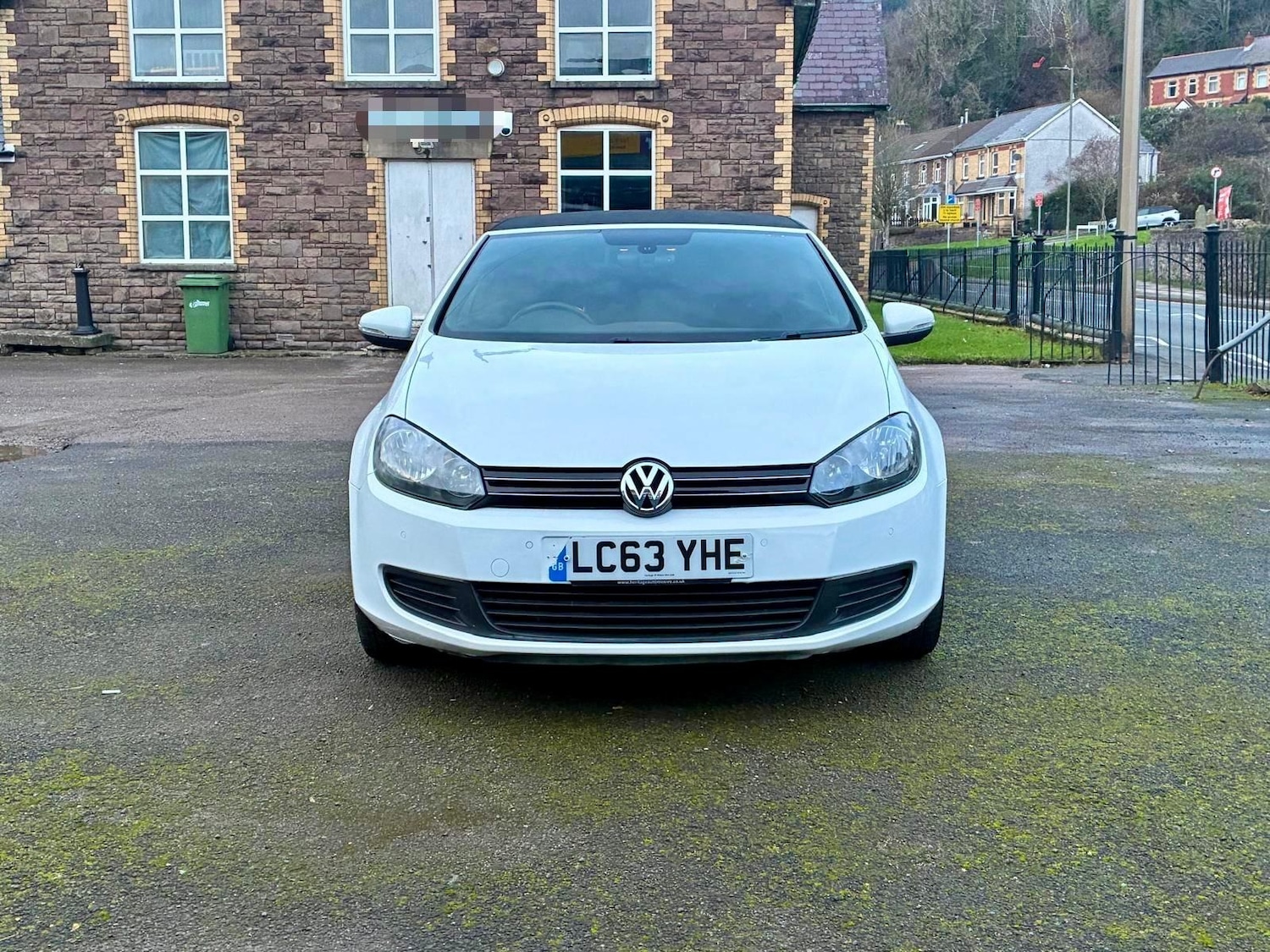 Used Volkswagen Golf 2014 for sale - 77014934: Photo 2