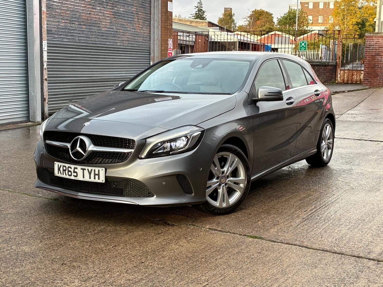 Used Mercedes-Benz A-Class 2015 for sale - 77519972: Photo 3