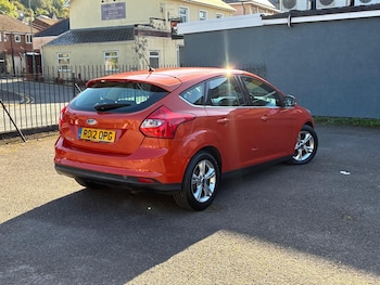 Used Ford Focus 2012 for sale - 76243110: Photo 4