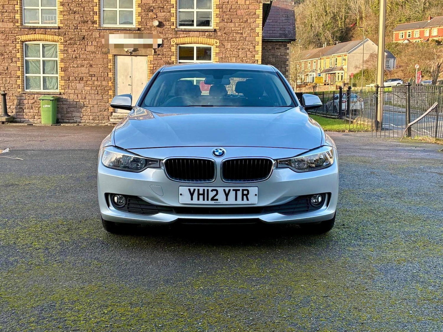 Used BMW 3 Series 2012 for sale - 77127769: Photo 2