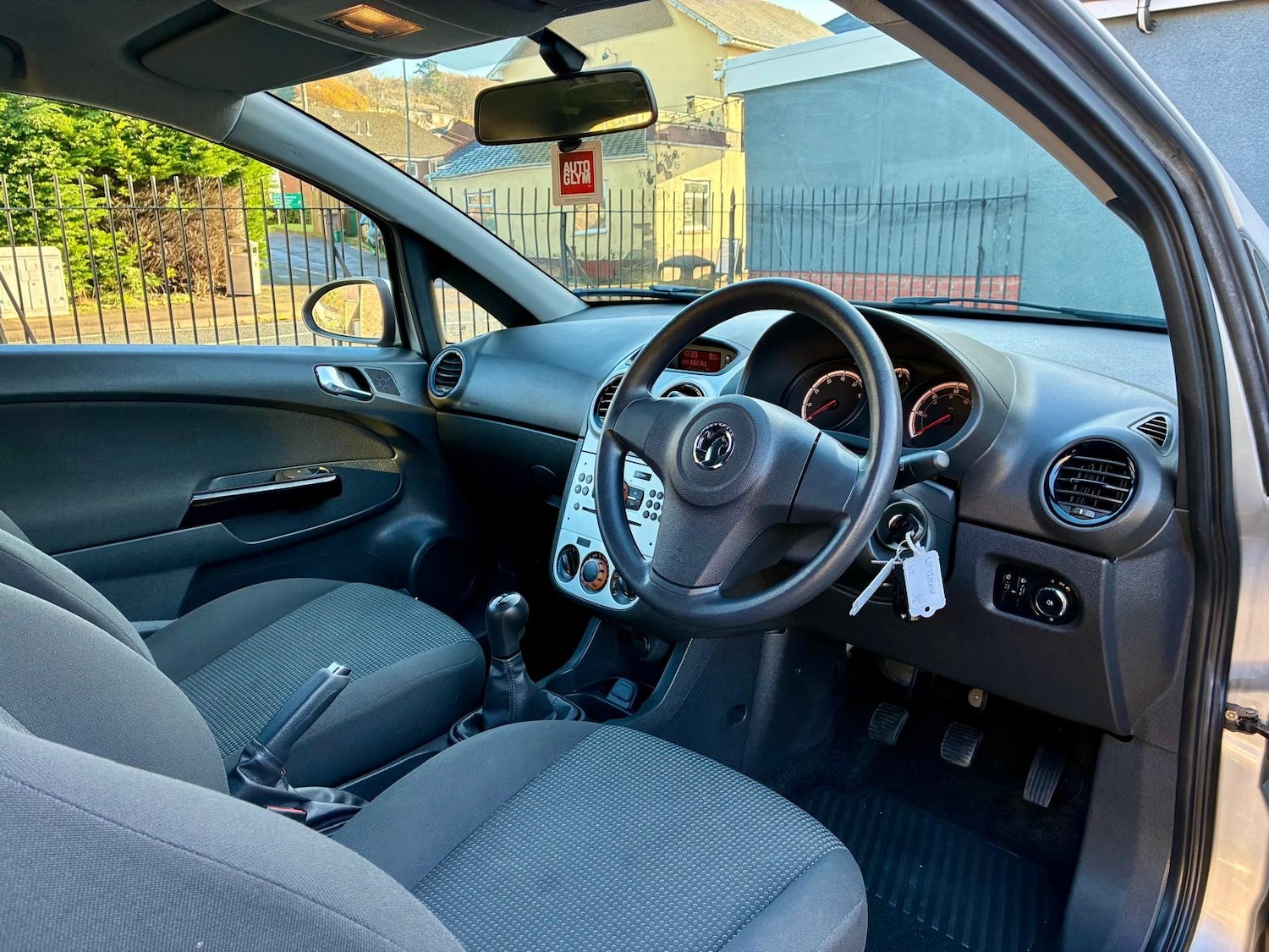 Used Vauxhall Corsa 2012 for sale - 76596625: Photo 10