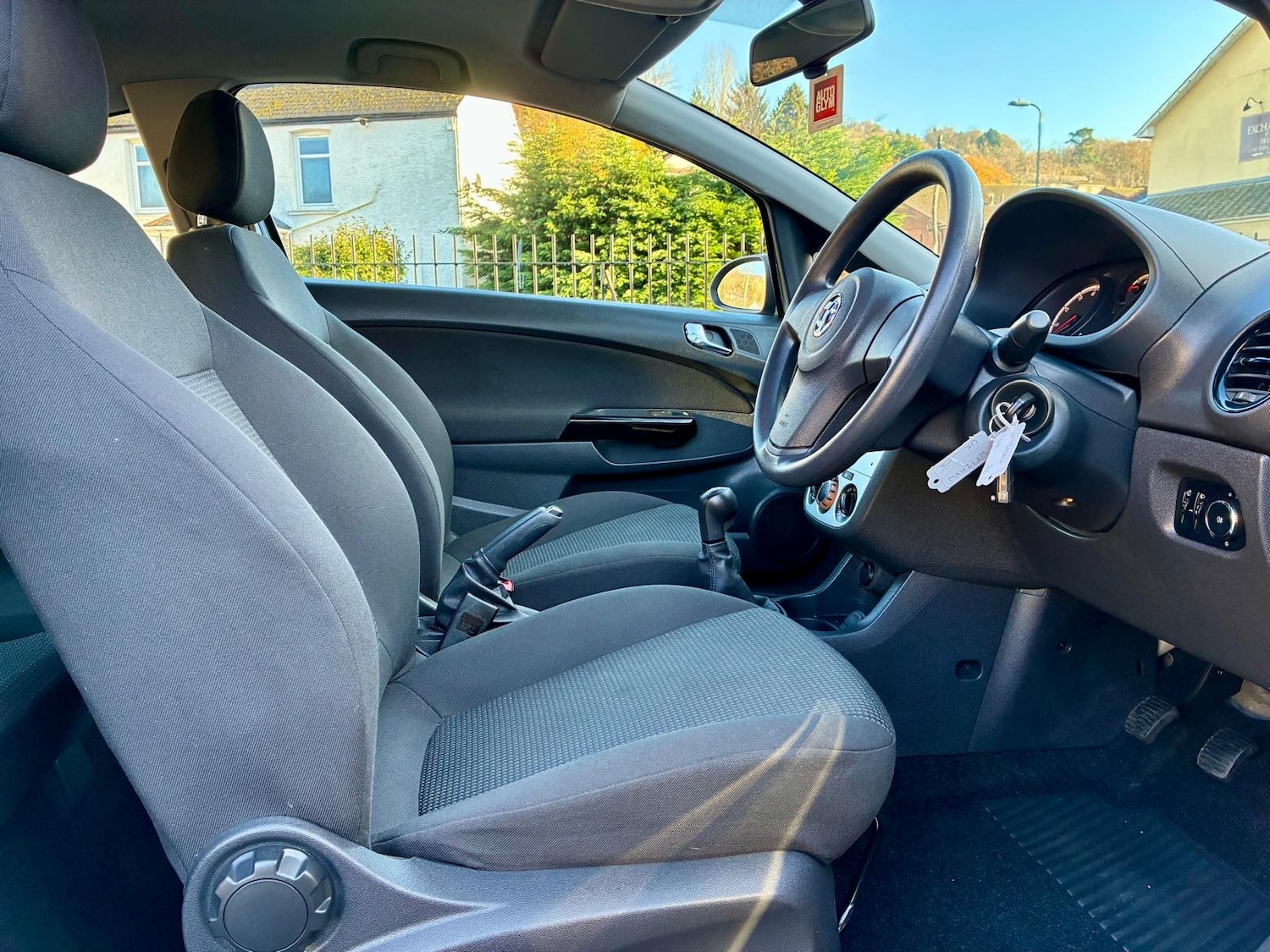 Used Vauxhall Corsa 2012 for sale - 76596625: Photo 9