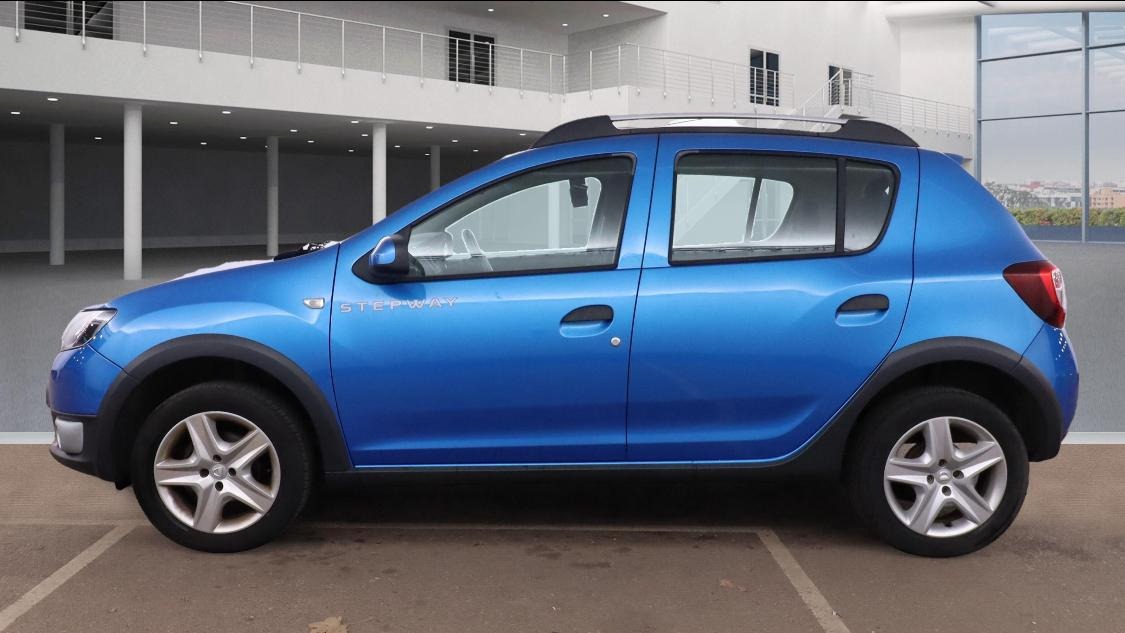 Used Dacia Sandero Stepway 2014 for sale - 76444738: Photo 5