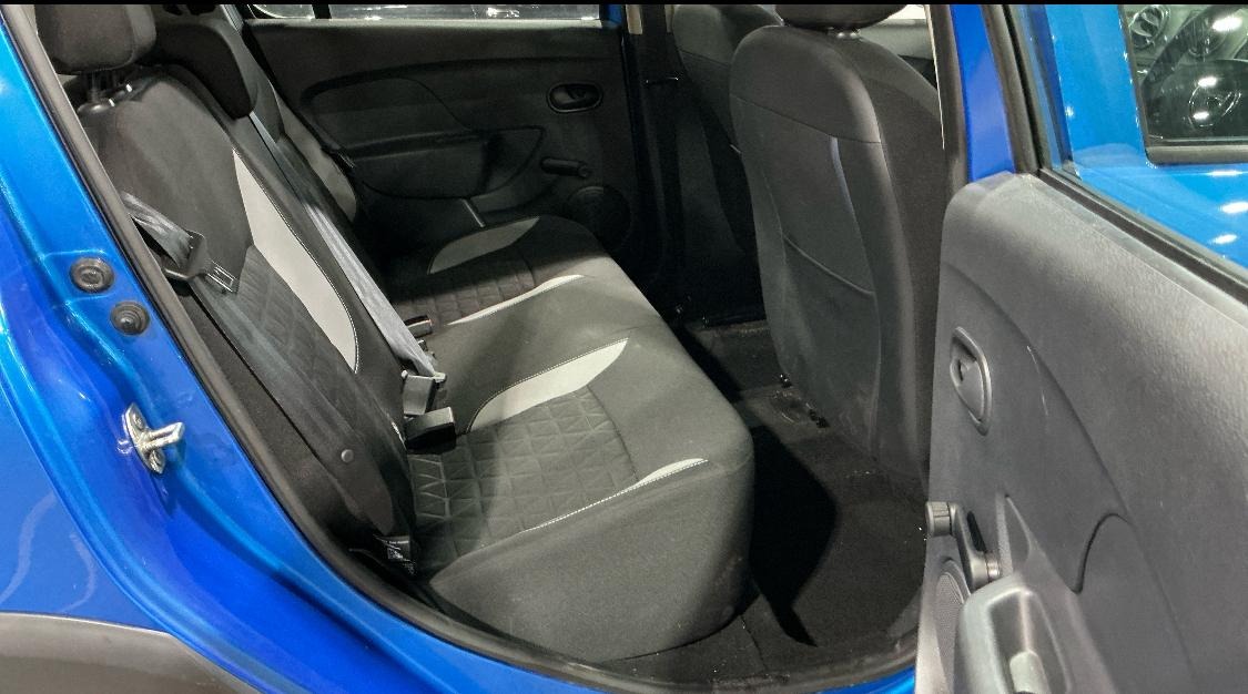 Used Dacia Sandero Stepway 2014 for sale - 76444738: Photo 8