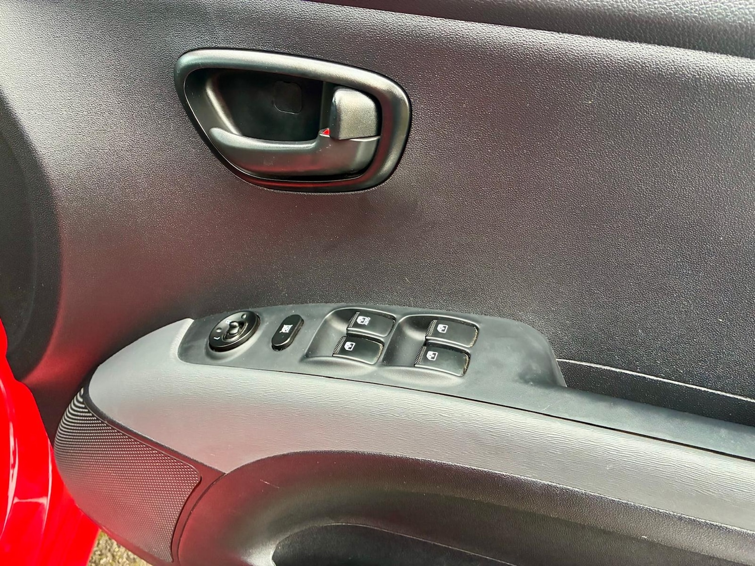 Used Hyundai i10 2013 for sale - 76527448: Photo 10