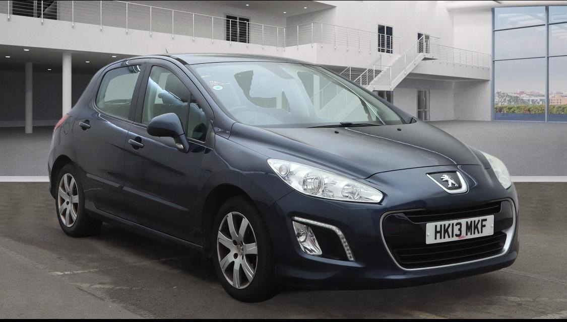 Used Peugeot 308 2013 for sale - 77353979: Photo 6