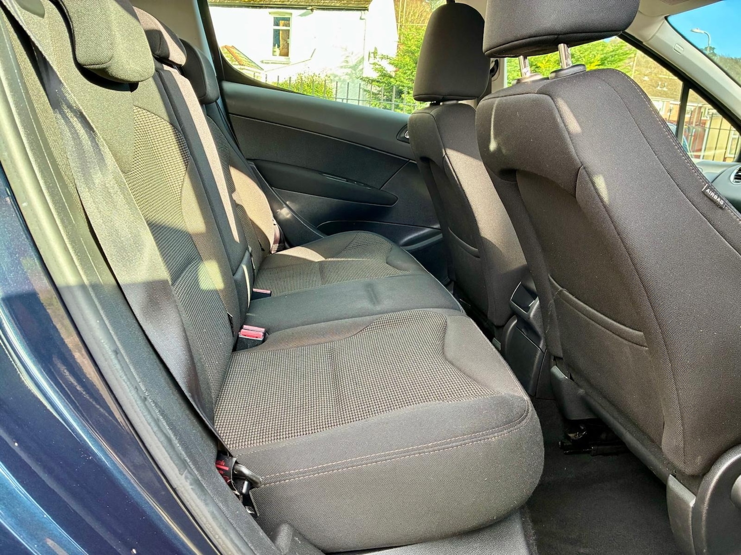 Used Peugeot 308 2013 for sale - 77353979: Photo 8