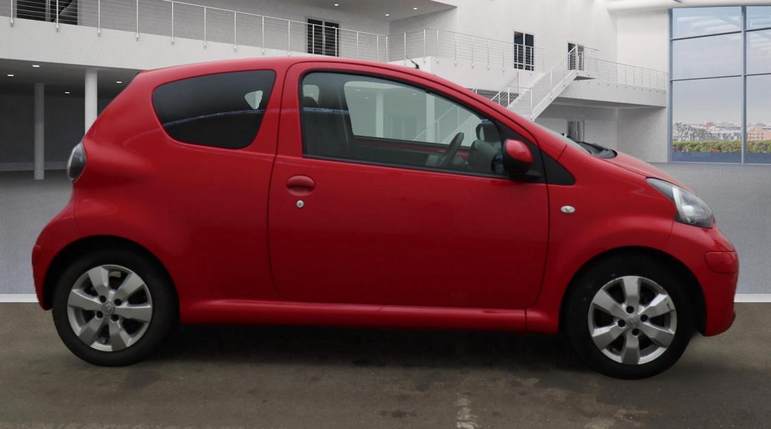 Used Toyota AYGO 2012 for sale - 77400099: Photo 3