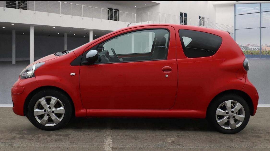 Used Toyota AYGO 2012 for sale - 77400099: Photo 5