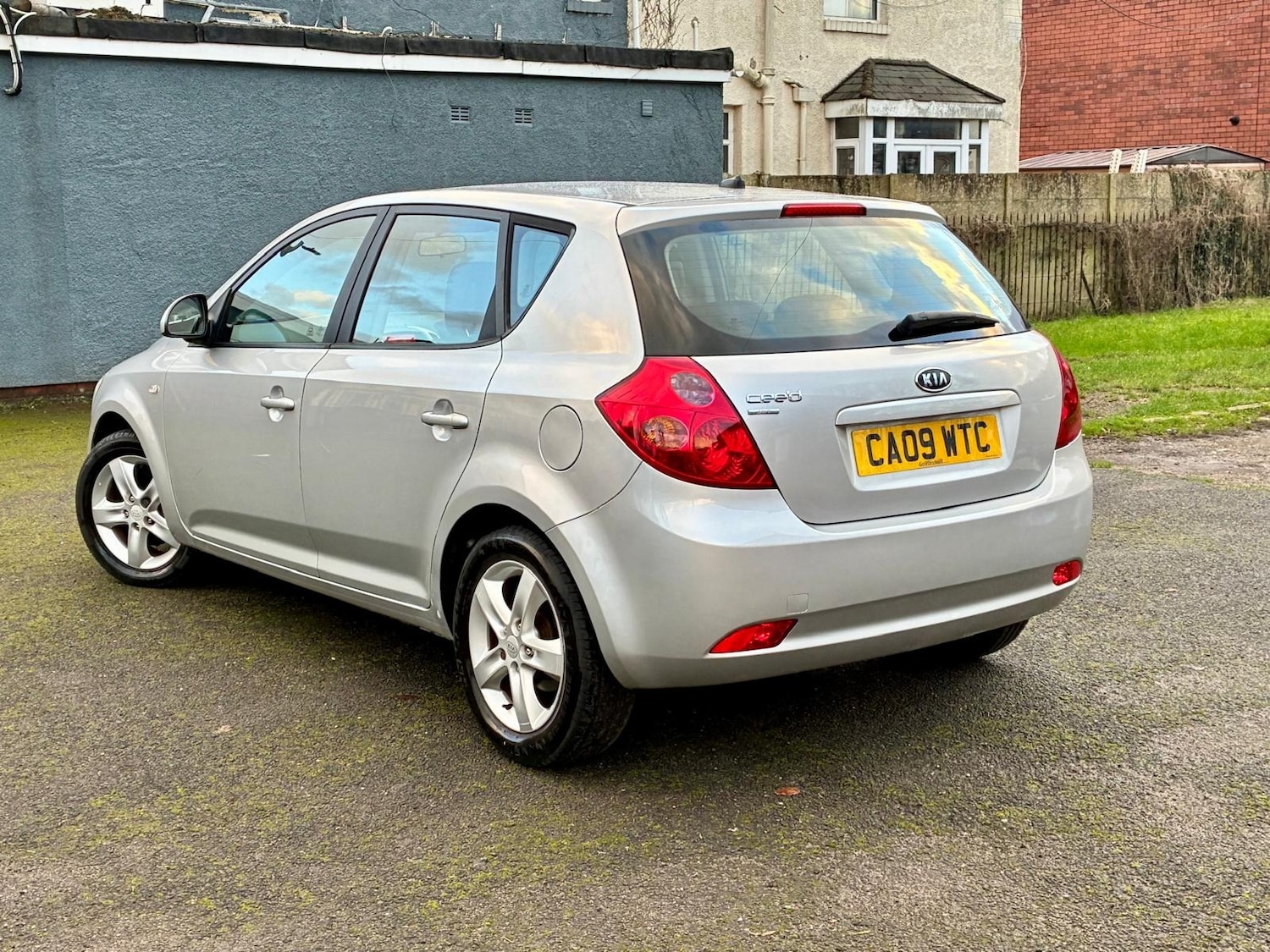 Used Kia Ceed 2009 for sale - 76725429: Photo 6