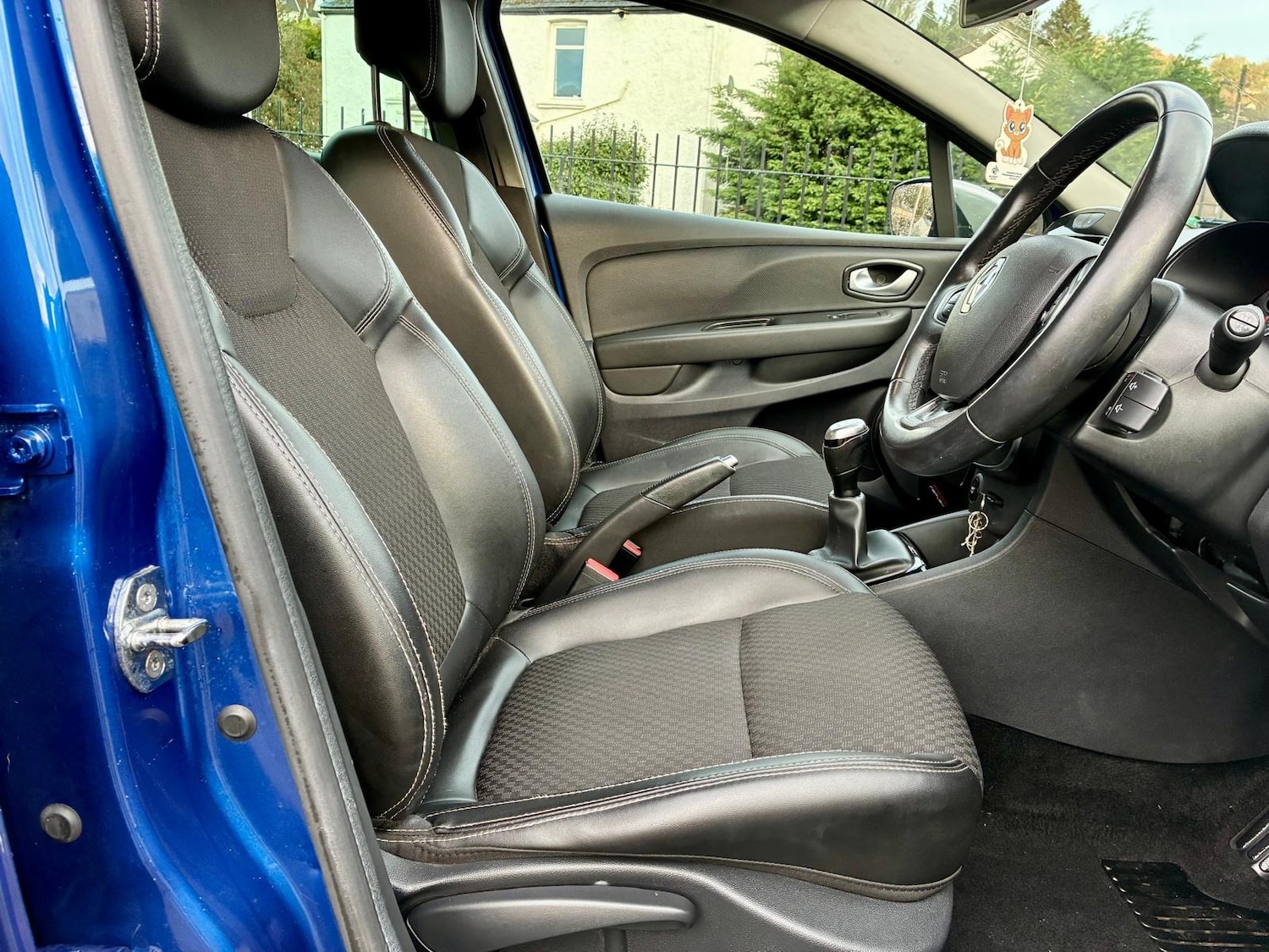 Used Renault Clio 2019 for sale - 77269882: Photo 7