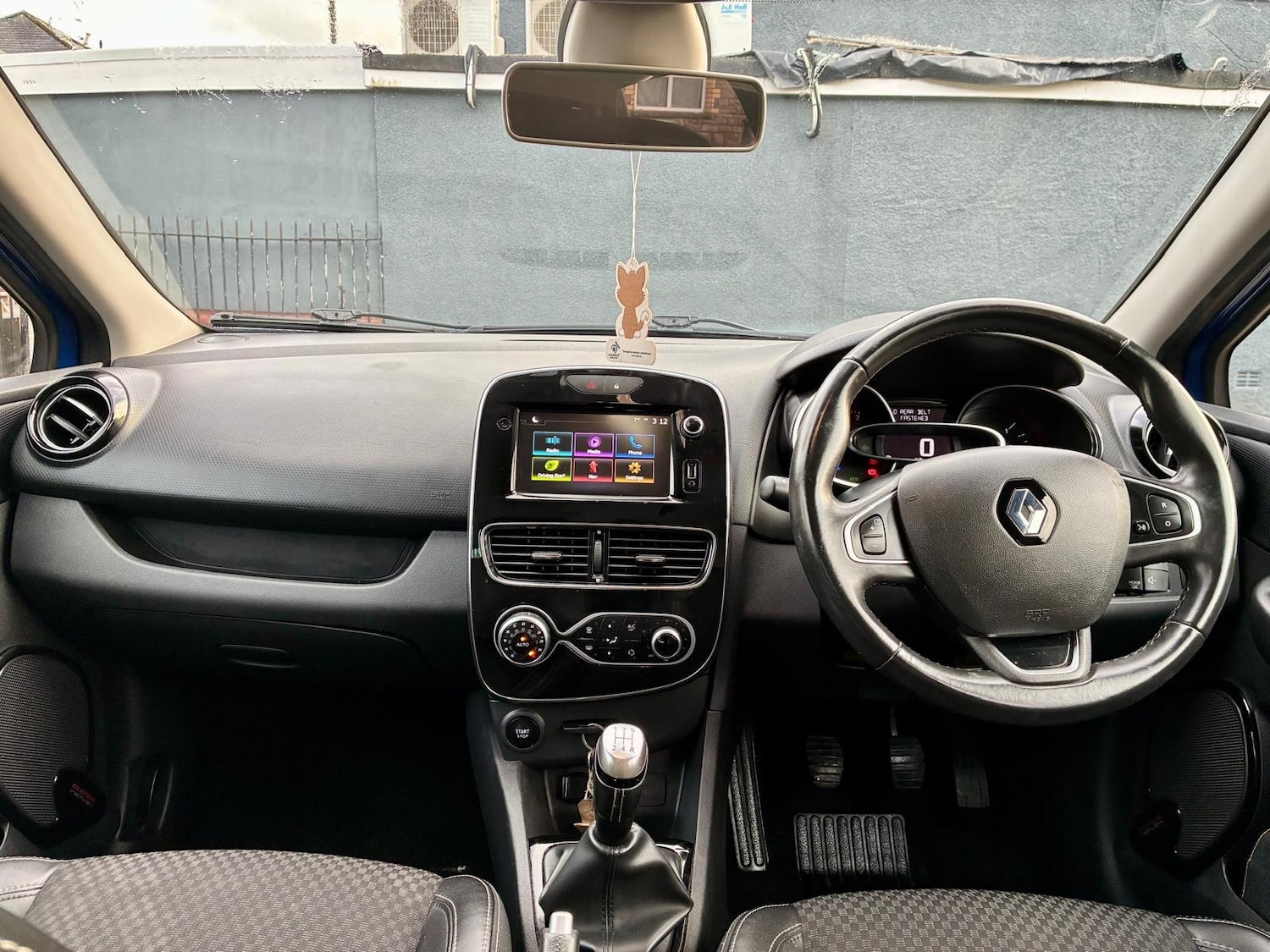 Used Renault Clio 2019 for sale - 77269882: Photo 8
